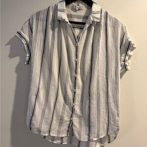 Madewell Casual White and Blue Striped Shirt
